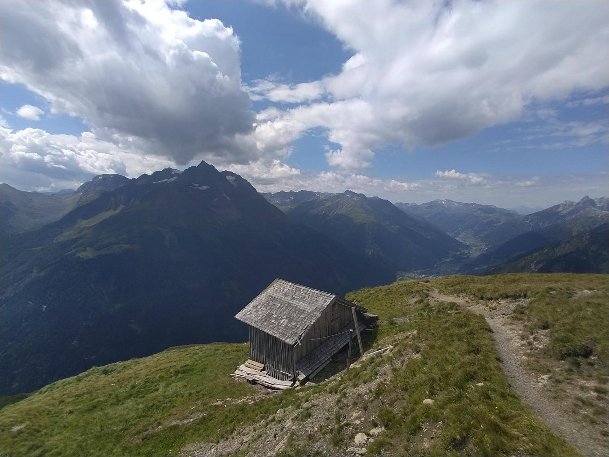 Arlberghaus Rocks Villa เฟลียร์ช ภายนอก รูปภาพ
